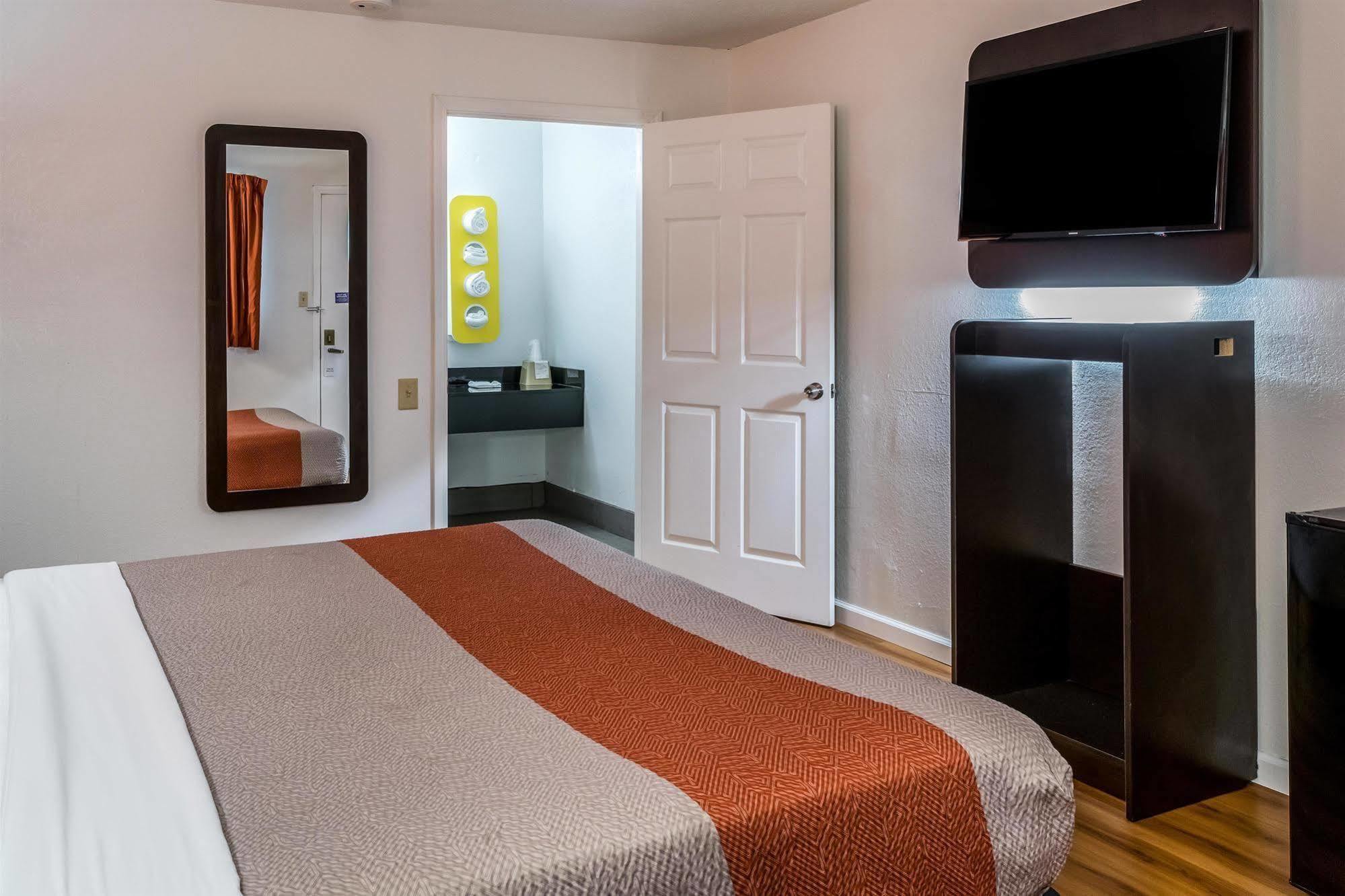 6 Florence, Ky - Cincinnati Airport Hotel Florence